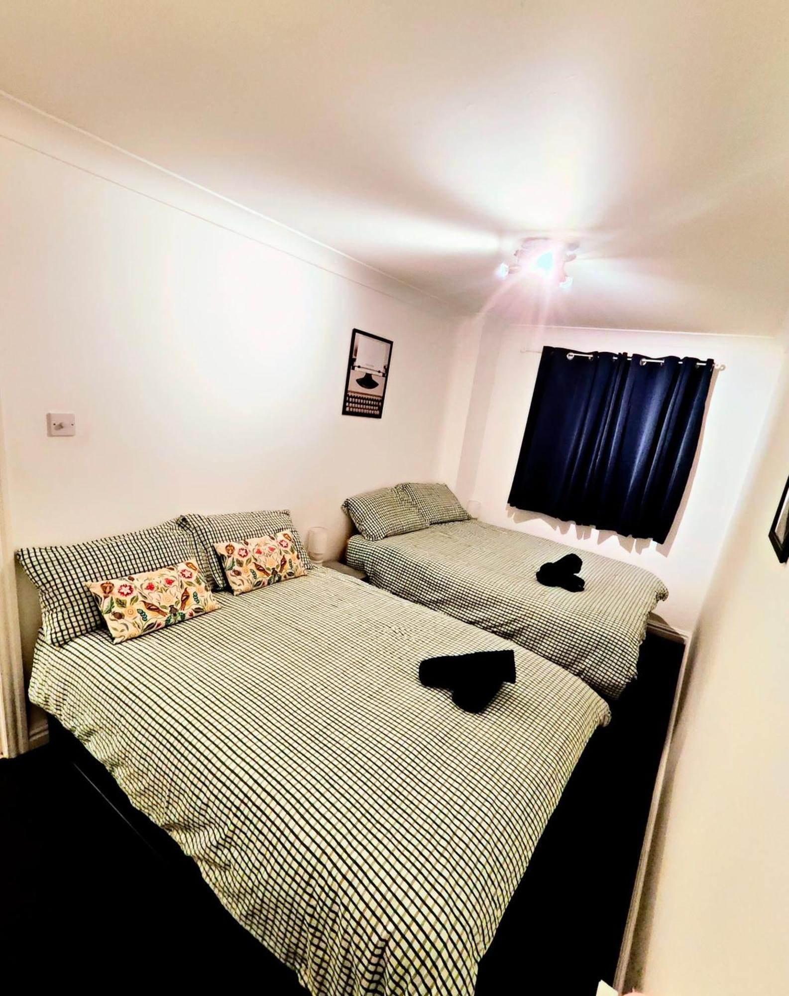 La Casita, Quarry - 2 Bedroom Entire Apartment With Free Parking กลาสโกว์ ภายนอก รูปภาพ